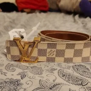 Louis Vuitton | Accessories | Louis Vuitton Beige Checkered  display picture 2